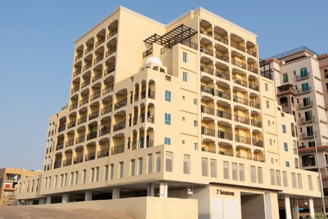 ЖК 7 Seasons в International City, Дубай, ОАЭ № 564877