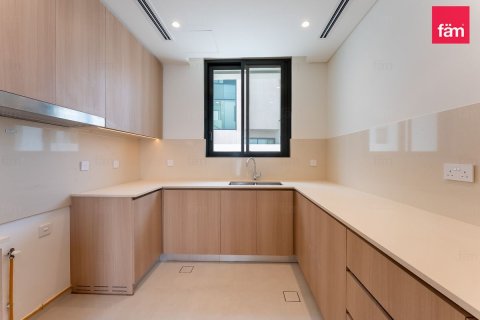 Villa zum Verkauf in Dubai, VAE 4 Schlafzimmer, 494.9 m2 Nr. 703576 - Foto 6