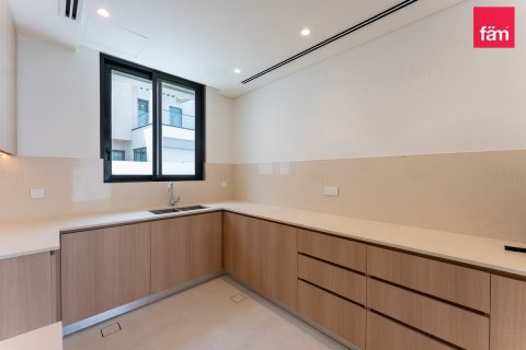 Villa zum Verkauf in Dubai, VAE 4 Schlafzimmer, 494.9 m2 Nr. 703576 - Foto 5