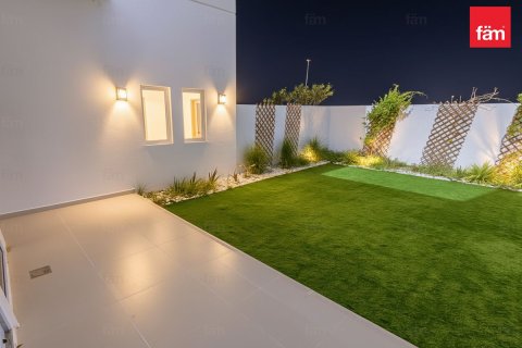Müüa ridamaja asukohaga Dubai, AÜE: 4 magamistoaga, 174.8 m² Nr 660392 - pilt 13