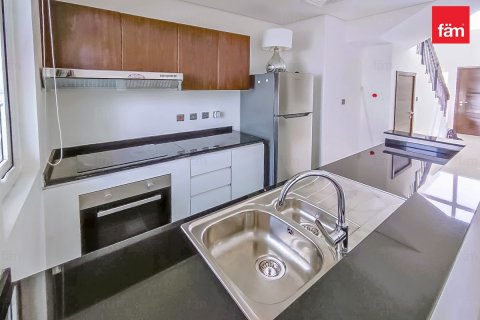 Müüa ridamaja asukohaga Dubai, AÜE: 4 magamistoaga, 174.8 m² Nr 660392 - pilt 15