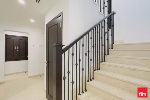 Townhouse in Dubai, UAE 2 bedrooms, 172.4 sq.m. № 660387 - photo 8