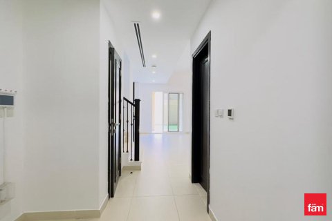 Townhouse in Dubai, UAE 2 bedrooms, 172.4 sq.m. № 660387 - photo 16