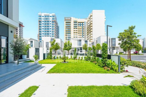 Vila u Al Furjan, Dubai, UAE 4 spavaćih soba, 564.57 m2 Br. 762044 - fotografija 25