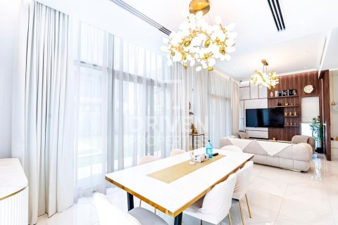 Vila u Al Furjan, Dubai, UAE 4 spavaćih soba, 564.57 m2 Br. 762044 - fotografija 8