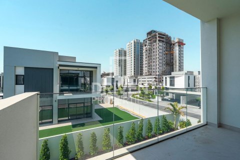 Vila u Al Furjan, Dubai, UAE 4 spavaćih soba, 564.57 m2 Br. 762044 - fotografija 24