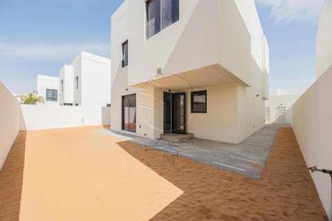 Vila na Yas Island, Abu Dhabi, SAE 3 ložnice, 348 m² Č.: 614943 - fotografie 1