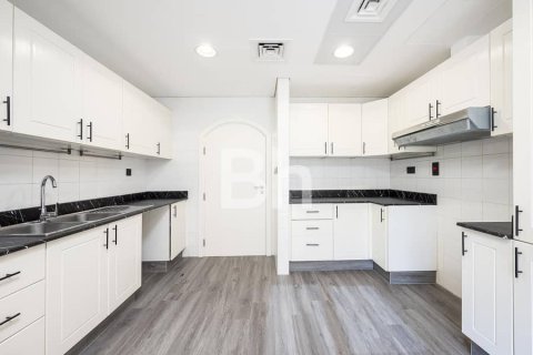 Villa à louer à The Springs, Dubai, EAU 3 chambres, 367 m2 № 645304 - photo 16