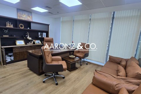 Oficina en alquiler en Business Bay, Dubai, EAU 101 m2 № 691984 - foto 5