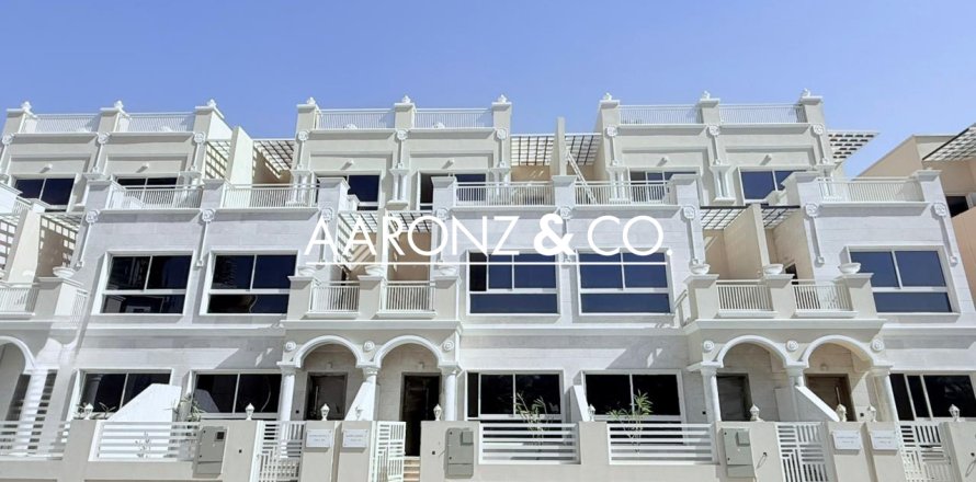 Townhouse di Jumeirah Village Circle, Dubai, UEA 4 kamar tidur, 155 m2 nomor 691983