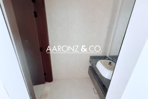 Townhouse di Jumeirah Village Circle, Dubai, UEA 4 kamar tidur, 155 m2 nomor 691983 - foto 19