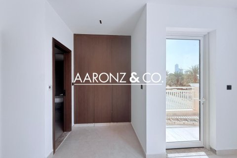 Townhouse di Jumeirah Village Circle, Dubai, UEA 4 kamar tidur, 155 m2 nomor 691981 - foto 6