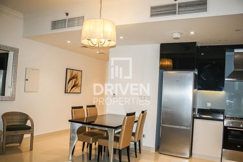 Apartmen di Business Bay, Dubai, UAE 1 bilik tidur, 90 meter persegi № 601759 - foto 14