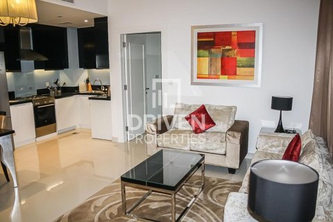 Apartmen di Business Bay, Dubai, UAE 1 bilik tidur, 90 meter persegi № 601759 - foto 9