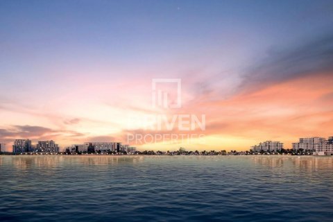 Apartment in Deira, Dubai, UAE 3 bedrooms, 246 sq.m. № 601761 - photo 6