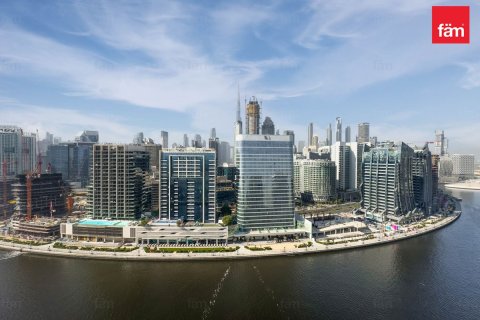 Lägenhet uthyres i Business Bay, Dubai, UAE 2 sovrum, 110.1 kvm Nr. 692946 - fotografi 2