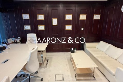 Üürile anda kontor asukohaga Downtown Dubai (Downtown Burj Dubai), AÜE: 225 m² Nr 693869 - pilt 6