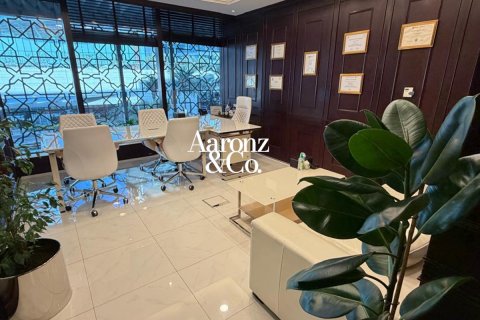 Zyrë në Downtown Dubai (Downtown Burj Dubai), Emiratet e Bashkuara Arabe 225 m2. № 693869 - Foto 5