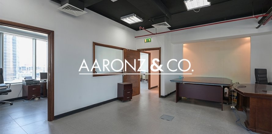 Kantoor in Business Bay, Dubai, VAE 149 vr.m. nr 693866
