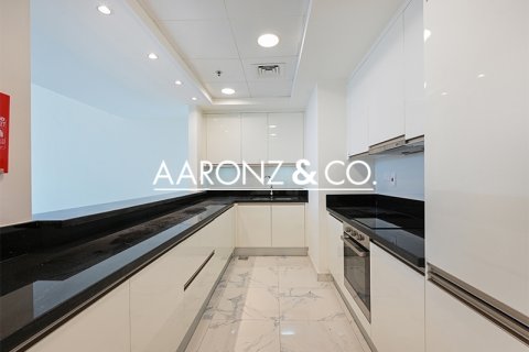 Apartamento en alquiler en Business Bay, Dubai, EAU 4 dormitorios, 276 m2 № 693870 - foto 9