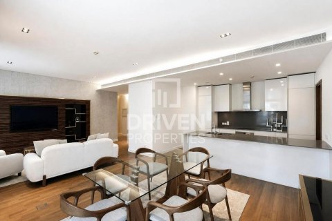 Apartment til leje i City Walk, Dubai, UAE 2 soveværelser, 163.14 kvm № 745645 - foto 14