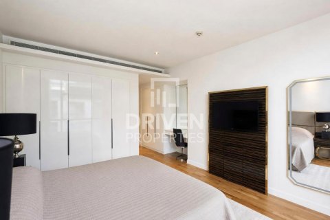 Apartment til leje i City Walk, Dubai, UAE 2 soveværelser, 163.14 kvm № 745645 - foto 13