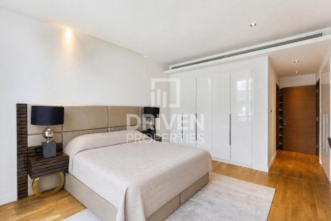 Apartment til leje i City Walk, Dubai, UAE 2 soveværelser, 163.14 kvm № 745645 - foto 12