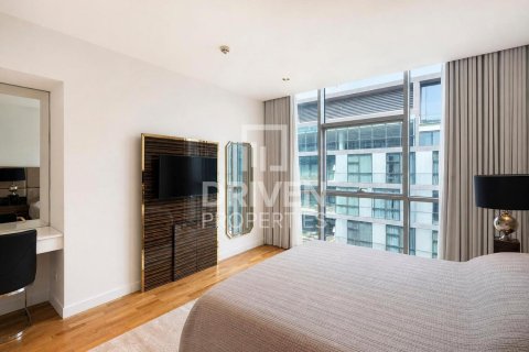 Apartment til leje i City Walk, Dubai, UAE 2 soveværelser, 163.14 kvm № 745645 - foto 11