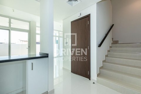 Kamienica na sprzedaż w Dubai, ZEA 3 sypialnie, 177.63 mkw., nr 767695 - zdjęcie 11