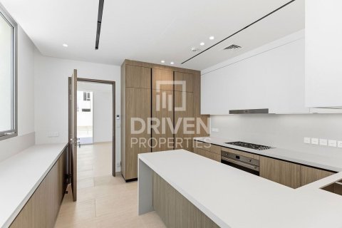Vila di Jumeirah Park, Dubai, UAE 5 bilik tidur, 696.12 meter persegi № 767697 - foto 11