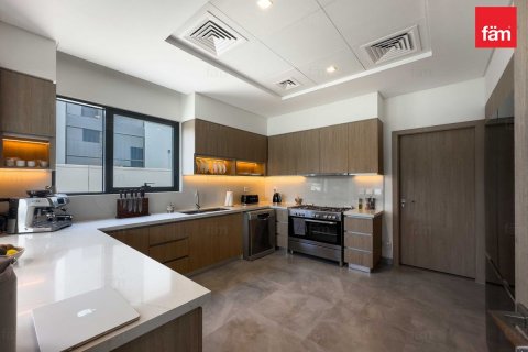 Vilă de vânzare în Al Furjan, Dubai, EAU 4 dormitoare, 518.8 mp.  №621328 - poză 27