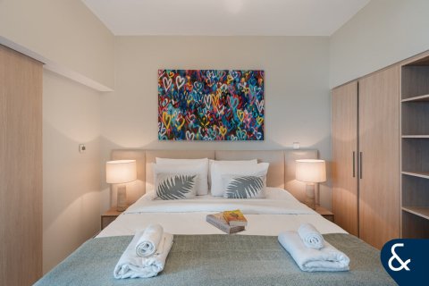 Apartemen di THE LOFTS di Downtown Dubai (Downtown Burj Dubai), UEA 1 kamar tidur, 64 m2 nomor 698435 - foto 8