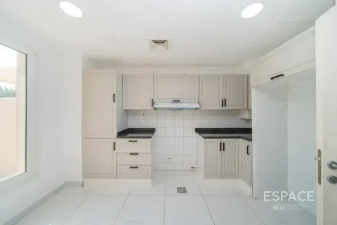 Vila v The Springs, Dubai, SAE 3 spálne, 209 m2 č. 649988 - Fotografia 4