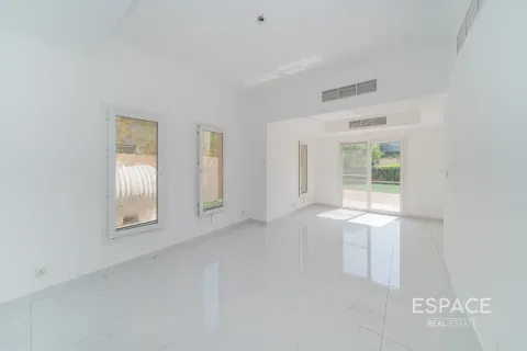 Villa zur Miete in The Springs, Dubai, VAE 3 Schlafzimmer, 209 m2 Nr. 649988 - Foto 2
