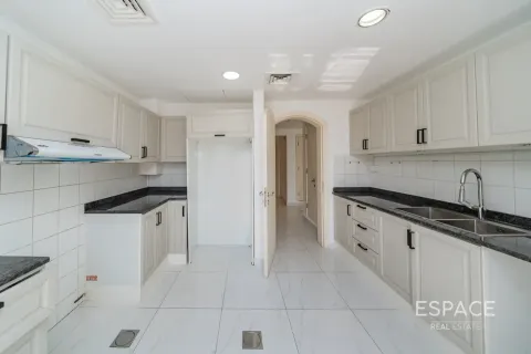Vila v The Springs, Dubai, SAE 3 spálne, 209 m2 č. 649988 - Fotografia 5