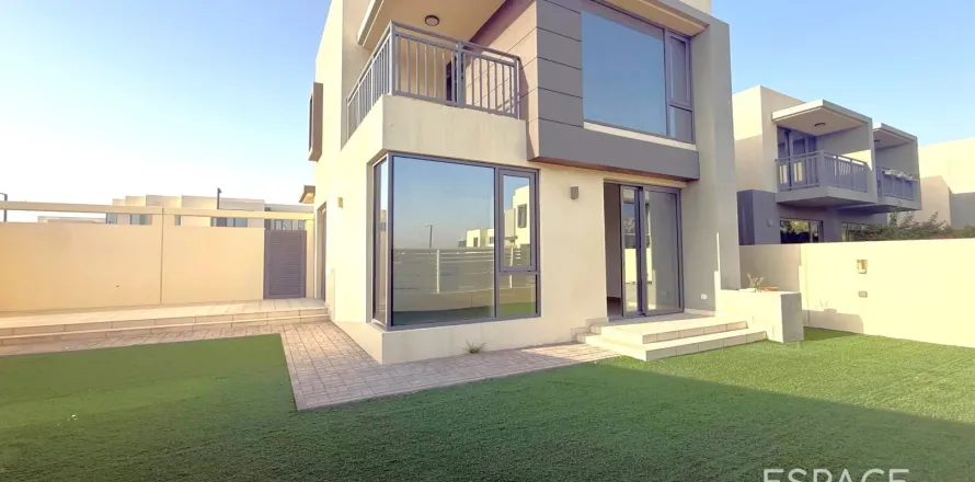 Māja Dubai Hills Estatejā, AAE 4 istabas, 229 m2 Nr. 649990