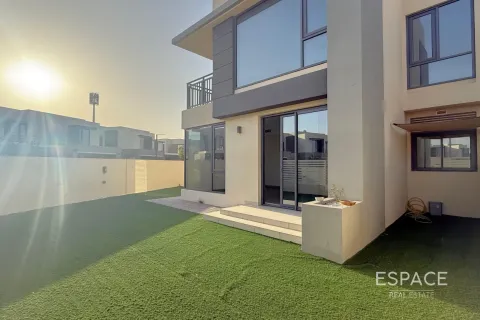 Māja Dubai Hills Estatejā, AAE 4 istabas, 229 m2 Nr. 649990 - attēls 2