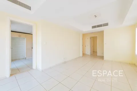 The Springs, Dubai, UAE의 임대용 빌라 침실 3개, 209제곱미터 번호 649986 - 사진 5