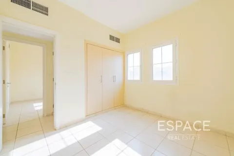 The Springs, Dubai, UAE의 임대용 빌라 침실 3개, 209제곱미터 번호 649986 - 사진 11