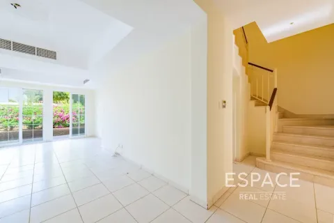 The Springs, Dubai, UAE의 임대용 빌라 침실 3개, 209제곱미터 번호 649986 - 사진 4
