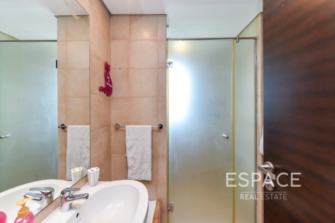 Villa till försäljning i Jumeirah Village Triangle, Dubai, UAE 2 sovrum, 278 kvm Nr. 649947 - fotografi 13