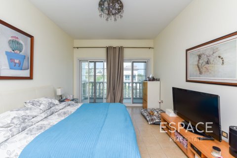 Villa till försäljning i Jumeirah Village Triangle, Dubai, UAE 2 sovrum, 278 kvm Nr. 649947 - fotografi 8