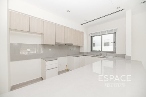 Villa itt: Dubai Hills Estate, EAE, 4 hálószoba, 398 m², azonosító: 649987 - fénykép 4