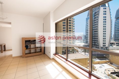 Apartamento en alquiler en Jumeirah Beach Residence, Dubai, EAU 3 dormitorios, 175 m2 № 686618 - foto 2