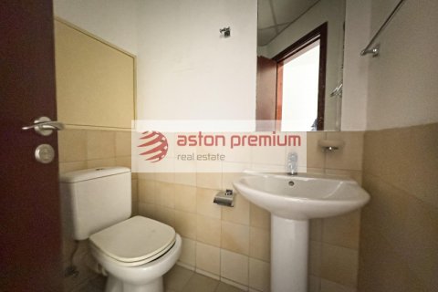 Apartamento en alquiler en Jumeirah Beach Residence, Dubai, EAU 3 dormitorios, 175 m2 № 686618 - foto 12