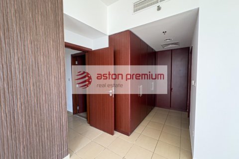 Apartamento en alquiler en Jumeirah Beach Residence, Dubai, EAU 3 dormitorios, 175 m2 № 686618 - foto 19