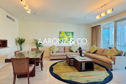 Dzīvoklis Jumeirah Beach Residence, Dubaijā, AAE 4 istabas, 345 m2 Nr. 686670