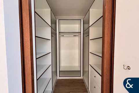 Vila u Al Furjan, Dubai, UAE 4 spavaćih soba, 224 m2 Br. 668391 - fotografija 13