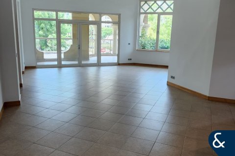 Dzīvoklis Palm Jumeirah, Dubaijā, AAE 3 istabas, 207 m2 Nr. 668393 - attēls 2