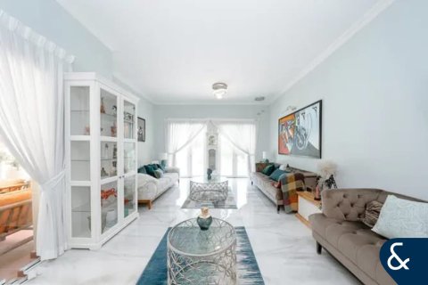 Meadows, Dubai, UAE의 임대용 빌라 침실 4개, 540제곱미터 번호 668381 - 사진 3